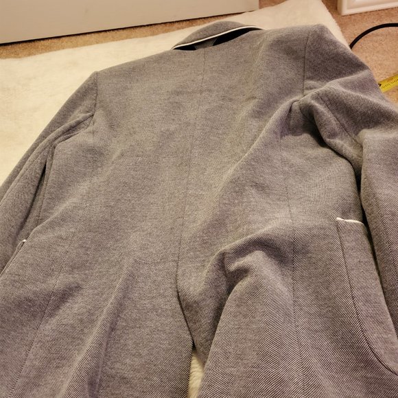 Tommie Bahama Blazor with nautical trim - Picture 8 of 10